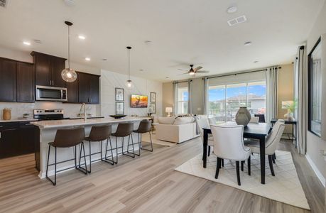 The Towns at Greenleaf by Beazer Homes in Oviedo - photo 2 2