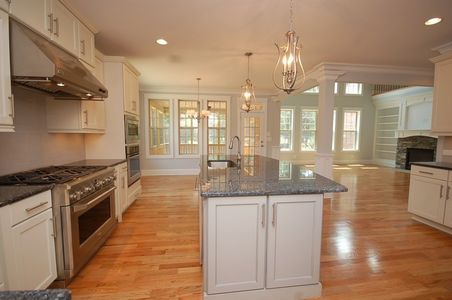 Oxford Manor by James Custom Homes in Charlotte - photo 17 17
