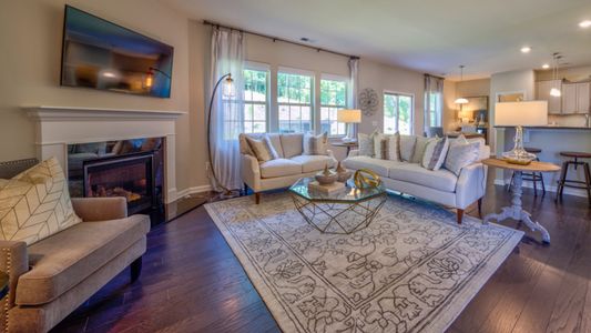 Shannon Woods: Walk & Enclave by Lennar in Maiden - photo 7 7