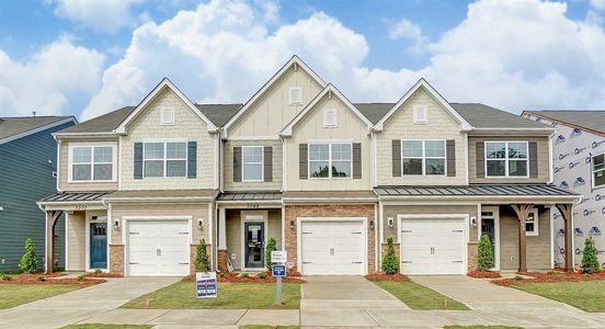The Enclave at Davis Lake Townhomes by Eastwood Homes in Charlotte - photo 15 15