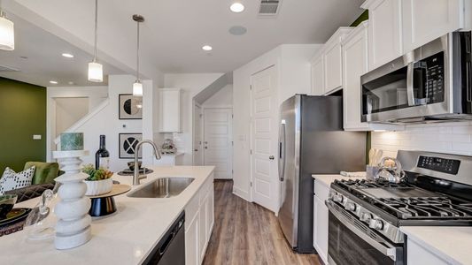 Center 45 by Pacesetter Homes in Round Rock - photo 82 82
