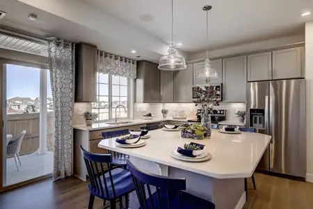 Reunion by Oakwood Homes Co in Commerce City - photo 30