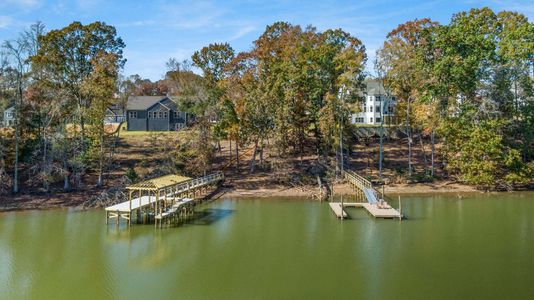 Waterfront at The Vineyards on Lake Wylie by Keystone Custom Homes in Charlotte - photo 15 15