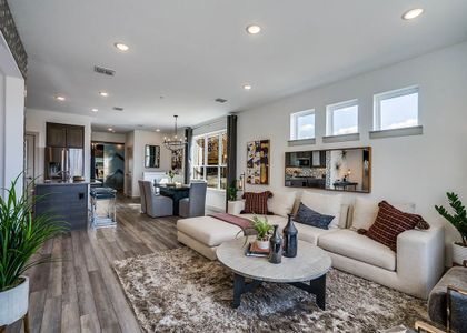 Heritage Creekside by CB JENI Homes in Plano - photo 19