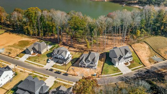 Waterfront at The Vineyards on Lake Wylie by Keystone Custom Homes in Charlotte - photo 10 10