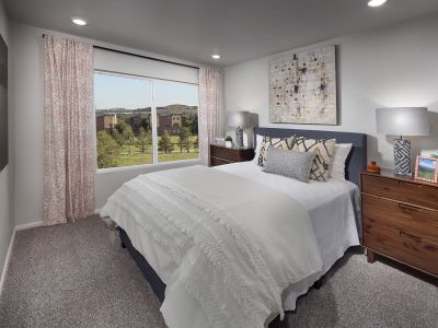 Vive on Via Varra: The Apex Collection by Meritage Homes in Broomfield - photo 9