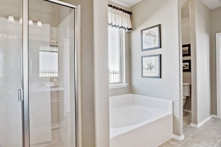 Lake Vista Ranch by HistoryMaker Homes in Fort Worth - photo 19