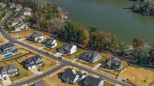 Waterfront at The Vineyards on Lake Wylie by Keystone Custom Homes in Charlotte - photo 5 5