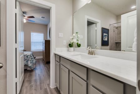 Regents Court by Colina Homes in Houston - photo 21