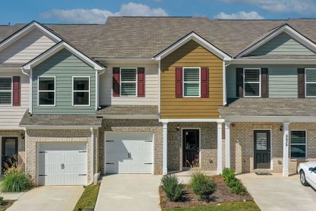 Lakeview Commons by Sunrise Builders, Inc in 8747 Lakeview Commons, Jonesboro, GA 30238 - photo
