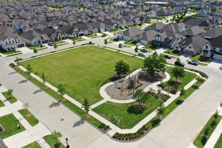 Pecan Square: 100ft. lots by Highland Homes in Northlake - photo 8 8