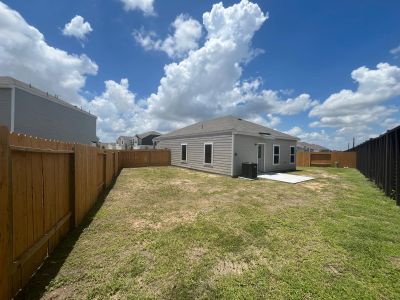 Park Vista at El Tesoro by LGI Homes in Houston - photo 15 15