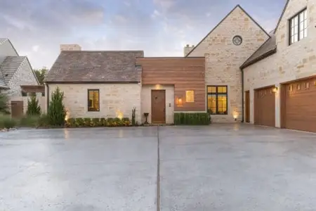 Red Hawk by Holmes Builders in Coppell - photo 1 1