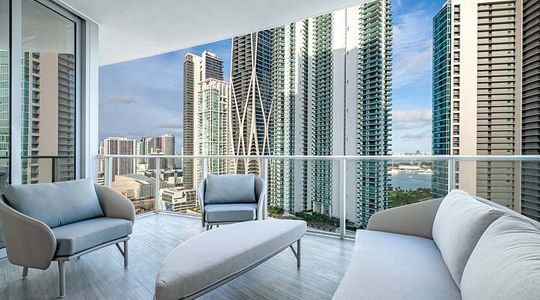 Paramount/Miami Worldcenter by Royal Palm Companies in Miami - photo 32 32