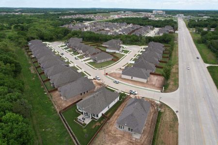 Gateway Village - The Reserve: 50ft. lots by Highland Homes in Denison - photo 0 0