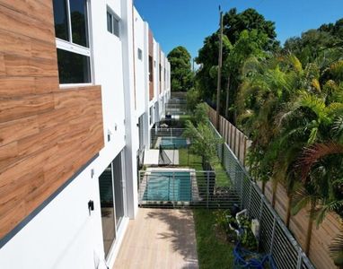 Galleria Villages South by Sagewood Corporation in Fort Lauderdale - photo 5 5