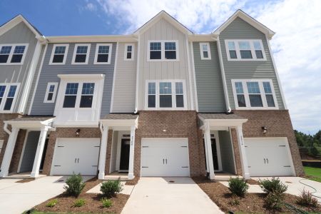 Sherron Place by M/I Homes in Durham - photo 11