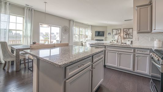 Shannon Woods: Walk & Enclave by Lennar in Maiden - photo 13 13