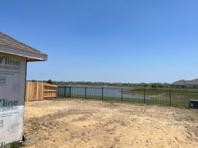 Sterling Point at Baytown Crossings: Wildflower IV Collection by Lennar in Baytown - photo 31 31