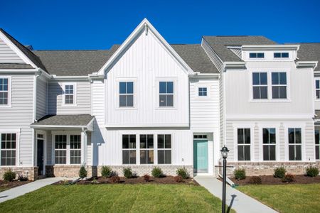 Townes at Central Square by HHHunt Homes LLC in Sanford - photo 2 2