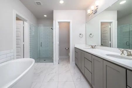 Parkview at Oak Forest by Luminous Homes in Houston - photo 15 15