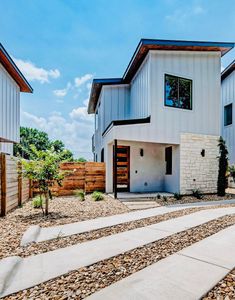 Modern Homes on Tillery Street  by Alpha Builders Group in Austin - photo 10 10