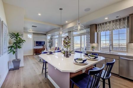 Reunion by Oakwood Homes Co in Commerce City - photo 29
