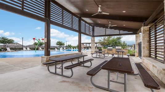 Voss Farms: Watermill Collection by Lennar in New Braunfels - photo 6 6