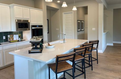 Cibolo Crossing by Beazer Homes in Universal City - photo 7 7