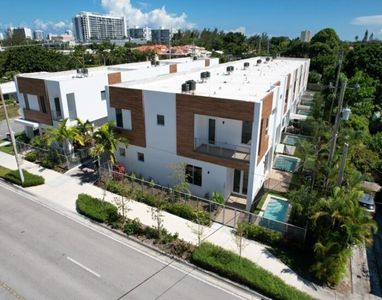 Galleria Villages South by Sagewood Corporation in Fort Lauderdale - photo 1 1