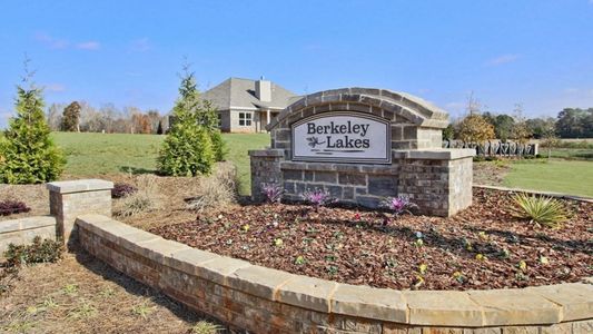 Berkeley Lakes by DRB Homes in Locust Grove - photo 3 3