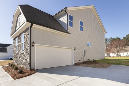 Black Forest Pointe by Eastwood Homes in Benson - photo 6 6