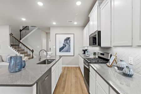Bel Air Village Townhomes by HistoryMaker Homes in Sherman - photo 9 9