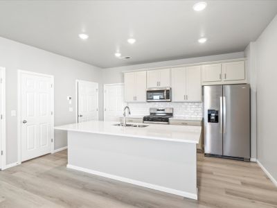 Vive on Via Varra: The Meadow Collection by Meritage Homes in Broomfield - photo 37 37