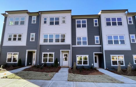 Context at Oakhurst by Tri Pointe Homes in Charlotte - photo 4 4