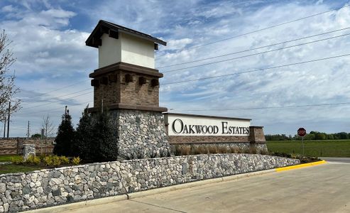 Oakwood Estates by David Weekley Homes in Waller - photo