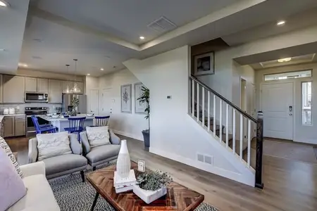 Reunion by Oakwood Homes Co in Commerce City - photo 27