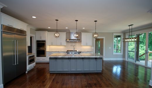 Oxford Manor by James Custom Homes in Charlotte - photo 46 46
