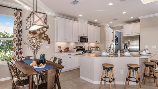 Eave's Bend at Artisan Lakes by Taylor Morrison in Palmetto - photo 83 83