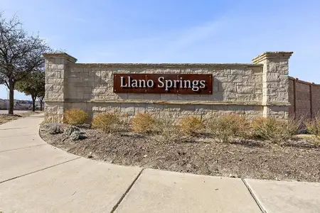 Llano Springs by First Texas Homes in Fort Worth - photo