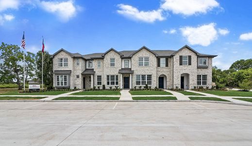 Sienna Townhomes by HistoryMaker Homes in Missouri City - photo