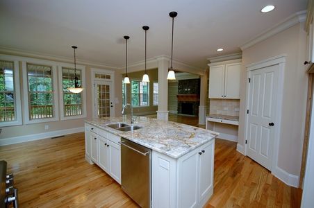 Oxford Manor by James Custom Homes in Charlotte - photo 30 30