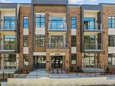 LakeShore Raleigh by White Oak Properties in Raleigh - photo