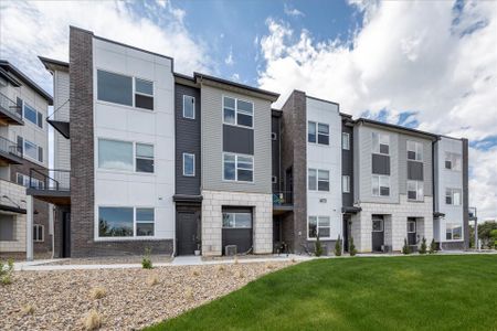 Attainable Townhomes at Grand Vue at Interlocken by Century Communities in Broomfield - photo