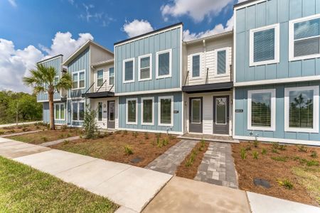 Weslyn Park Townhomes by Ashton Woods in Saint Cloud - photo