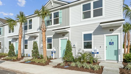 Ravenswood Village Townhomes Express by D.R. Horton in Saint Augustine - photo 0 0
