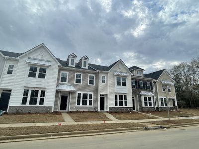 Central Avenue Townhomes by Lennar in Summerville - photo