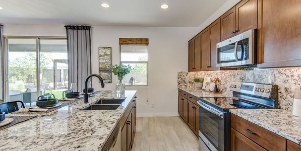 Destinations at Cypress Ridge by Woodside Homes in Phoenix - photo 16