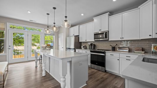 The Townes of Cotswold by DRB Homes in Charlotte - photo 4 4