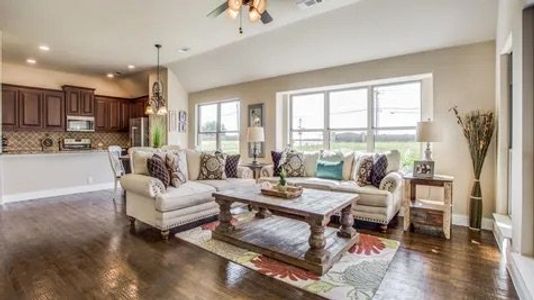 Sister Grove by Stonehollow Homes in Van Alstyne - photo 20 20
